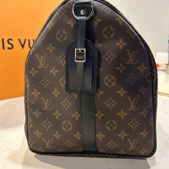 LOUIS VUITTON - Picture 7 of 13